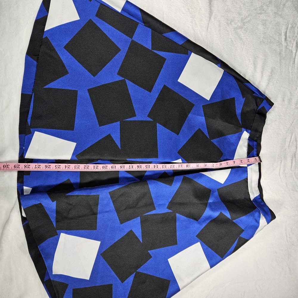 Lane Bryant Skirt Size 16 POCKETS Stretchy Waist Blue Black Geometric Pleated - Picture 3 of 8